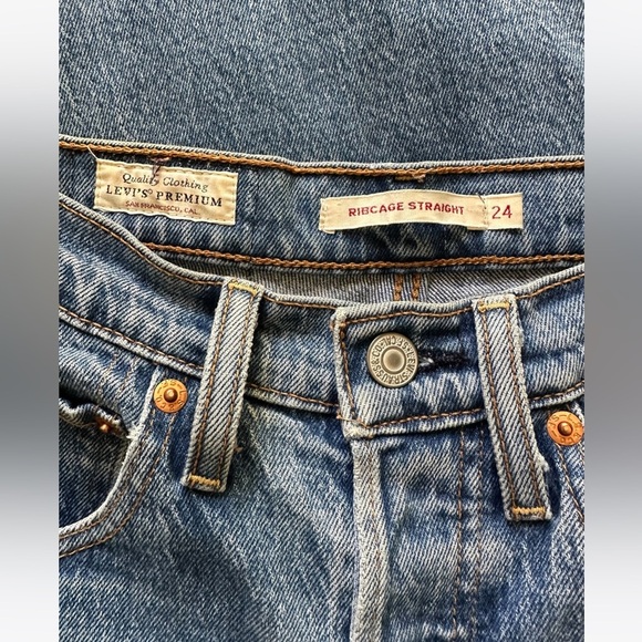 LEVI'S® Premium Ribcage Ankle Straight Jean in Georgie - Picture 11 of 13